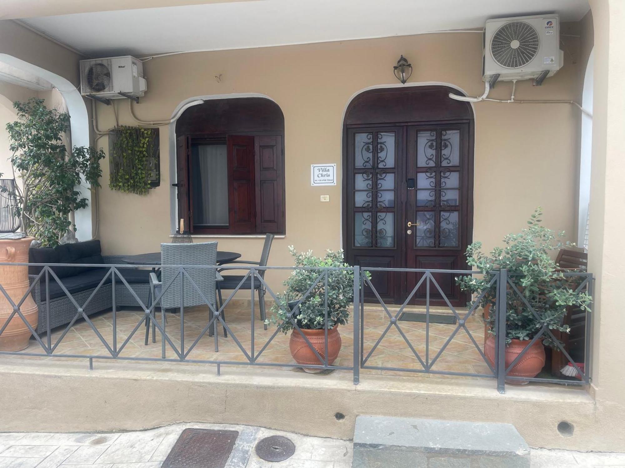 Villa Chris Pilos Exterior foto